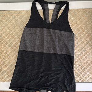 Lululemon work out top